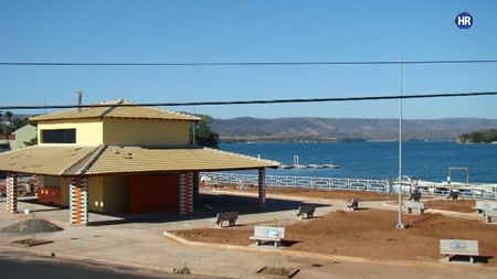 PRAÇA DE LAZER NA PONTA DA PRAIA: UM AVANÇO NO TURISMO REGIONAL